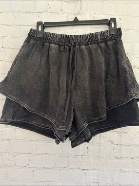 State of Fashion Cotton Washed Black Layered Elastic Waist Shorts NWT size M